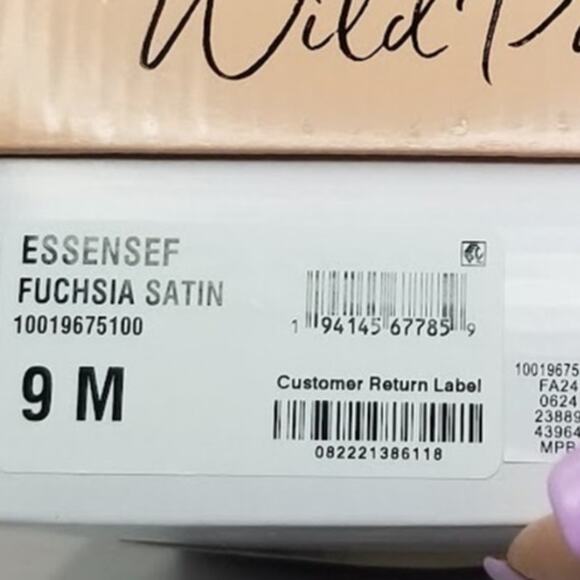 Wild Pair Essense Studded Bow Flats - Picture 5 of 6